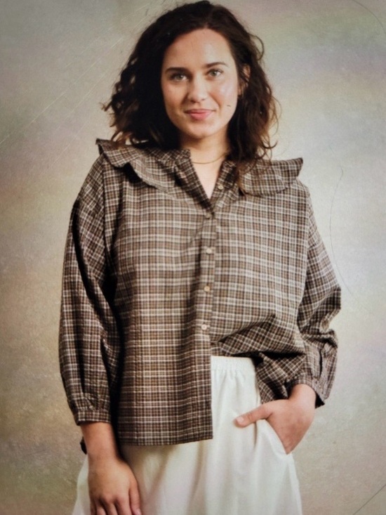 Neuflora Tops - NWT Neuflora Elizabeth top in plaid